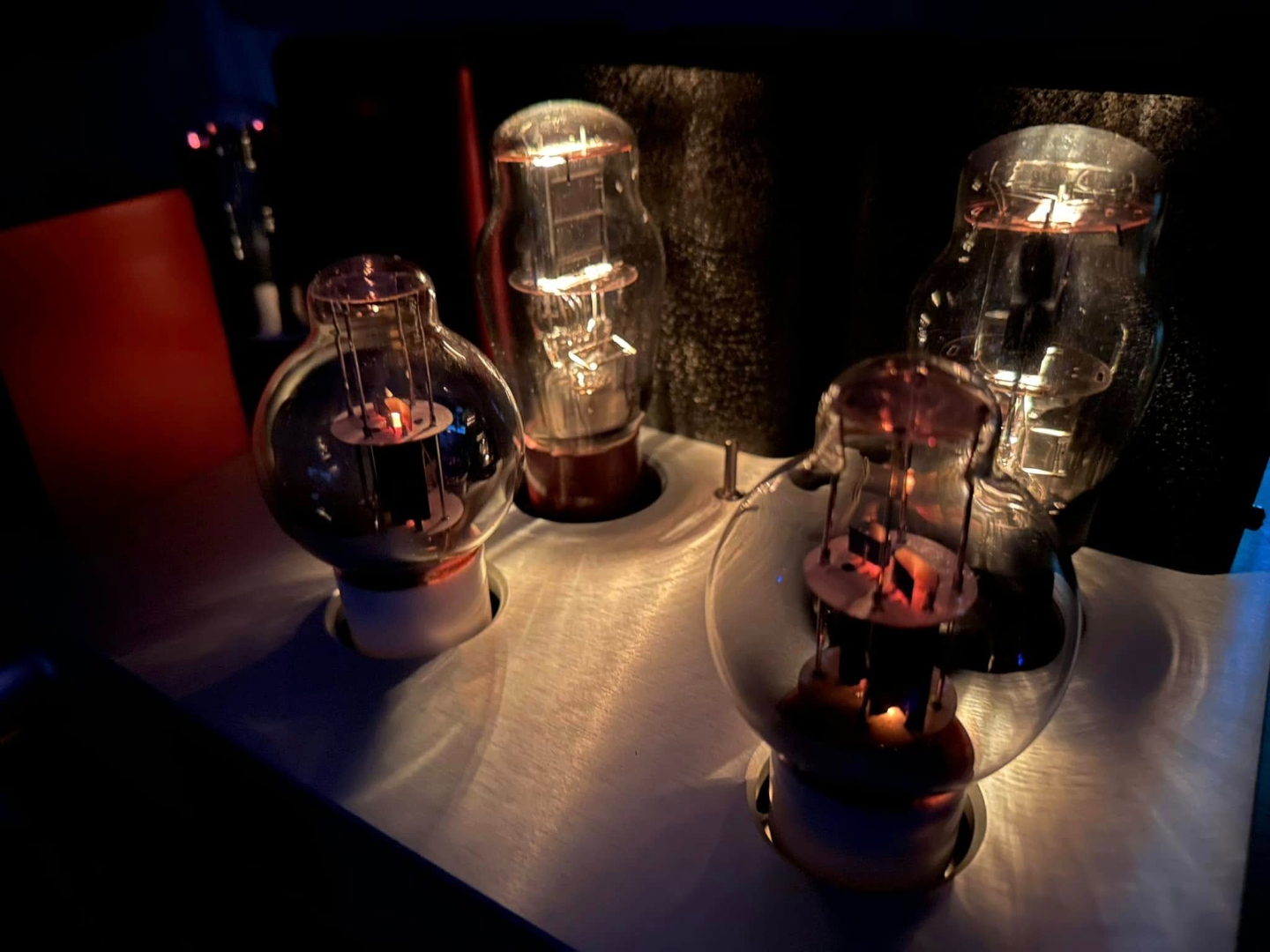 Tubes d’amplification audiophile en fonctionnement